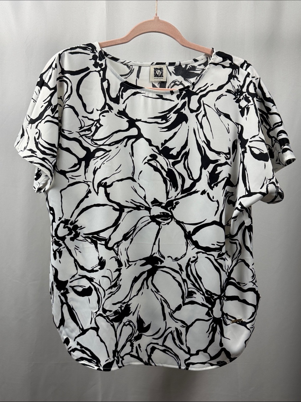 Anne Klein Floral Short Sleeve Blouse White Black Size M - Picture 2 of 10